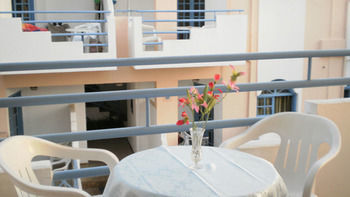 Sirena Apartments Ajía Pelajía Kültér fotó